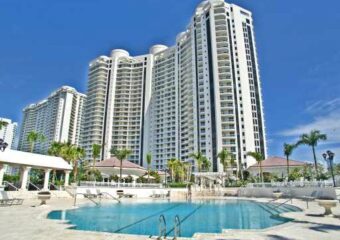 October 2010 Real Estate Market Report for Aventura Condos
