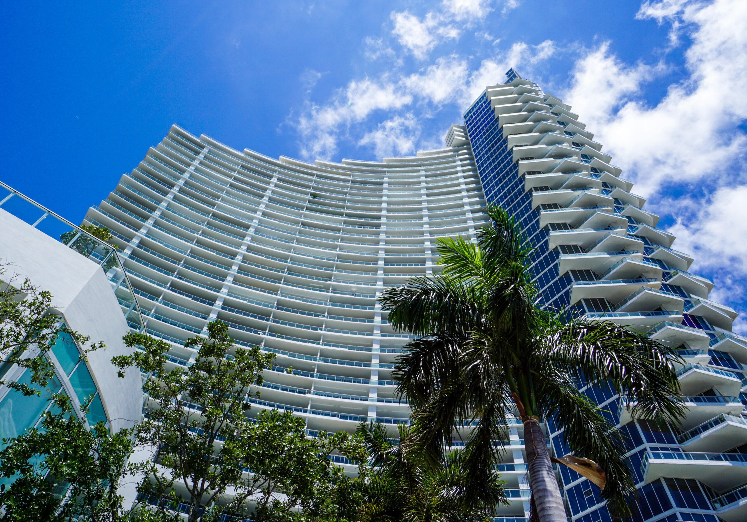 paramount-bay-condos-market-report-may-2014